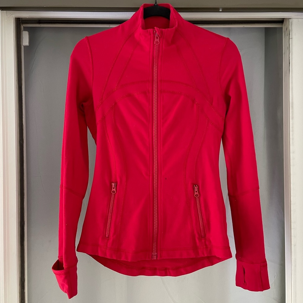 ✨LULULEMON✨ Define Jacket - Red